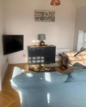 아파트 Nid Douillet Dans Un Lieu Historique Au Coeur Du Kerry 워터빌