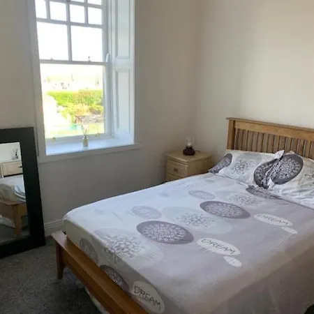 Nid Douillet Dans Un Lieu Historique Au Coeur Du Kerry *