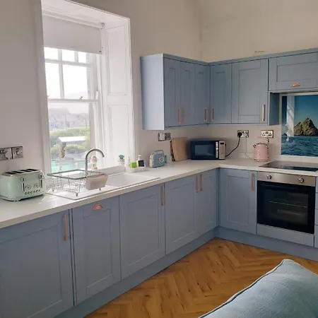 Nid Douillet Dans Un Lieu Historique Au Coeur Du Kerry * Вотавилле