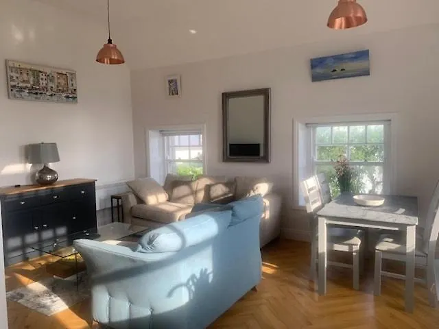 아파트 Nid Douillet Dans Un Lieu Historique Au Coeur Du Kerry *